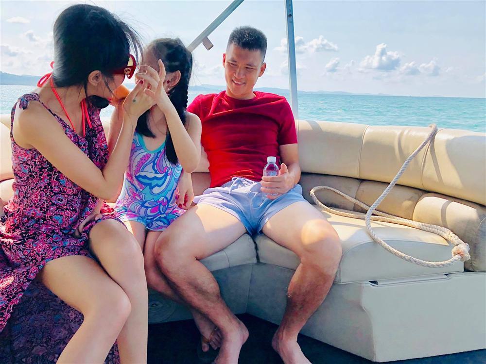 Công Vinh - Thủy Tiên công khai bí quyết hạnh phúc: Tiền vừa đủ, tình cảm mới quan trọng-5