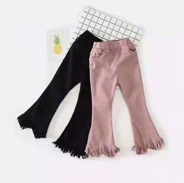 Đỉnh cao khóc không thành tiếng vì mua hàng online: Đặt mua quần ống loe nhận về chiếc chổi xể-1