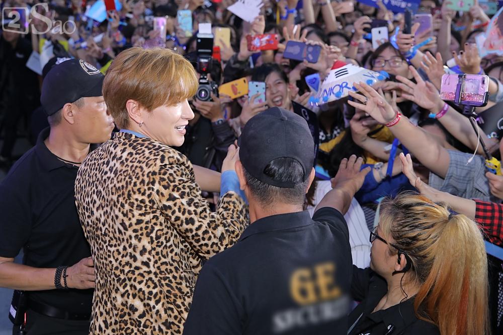 Tưởng hết thời, có ai ngờ đâu Super Junior vẫn chẳng khác nào ông hoàng trên thảm đỏ-7