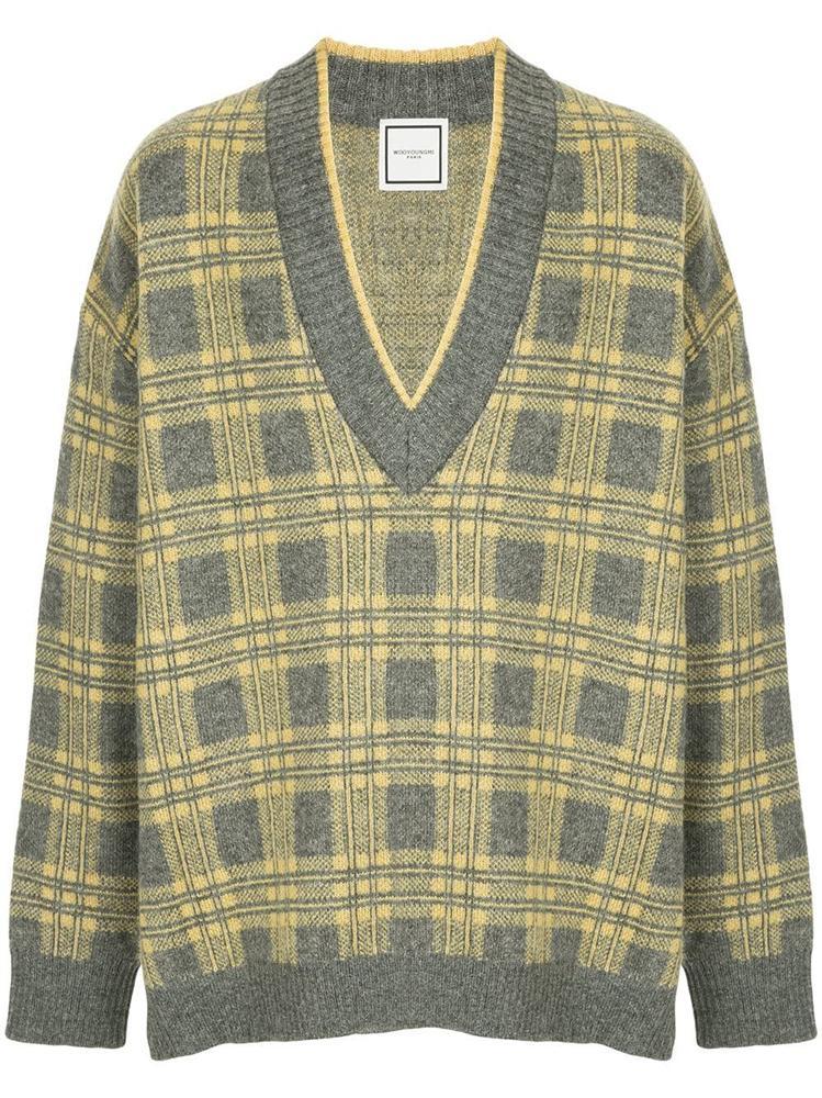 Chân dung chiếc áo khiến dàn nam thần Kpop kéo nhau đụng hàng chan chát dạo gần đây-8