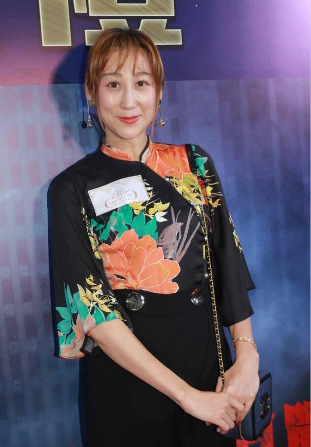 Á hậu được chồng tận tay chăm sóc vùng kín, 5 năm 4 lần rạch bụng đón con thơ-6