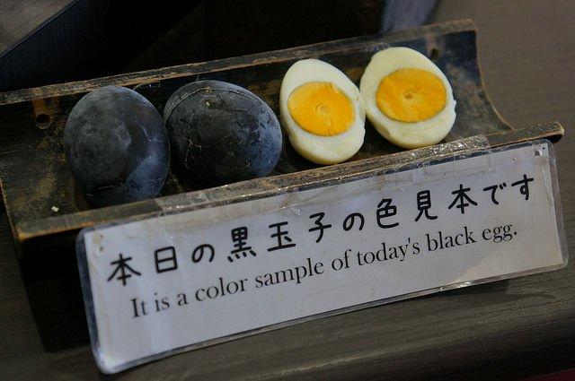 Loại trứng đen kỳ lạ của người Nhật, ai cũng ao ước được ăn 1 lần-3