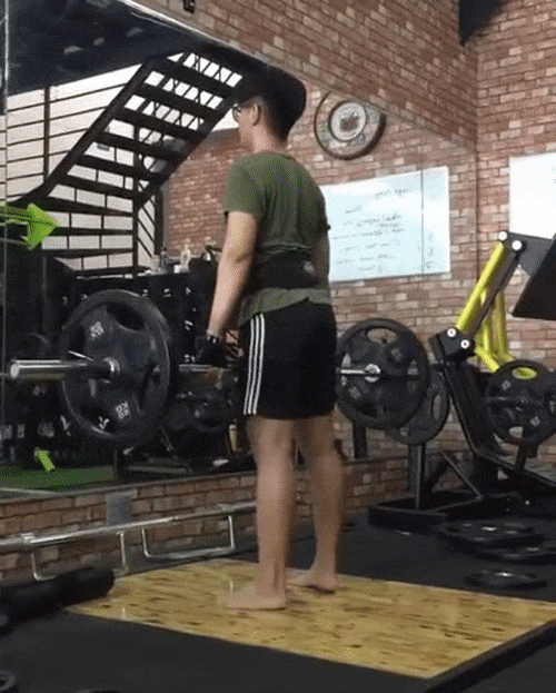 Còn ai yểu điệu hơn Đào Bá Lộc: Đi tập tạ mà cứ thấp tha thấp thỏm vì sợ bị... gãy móng tay-2