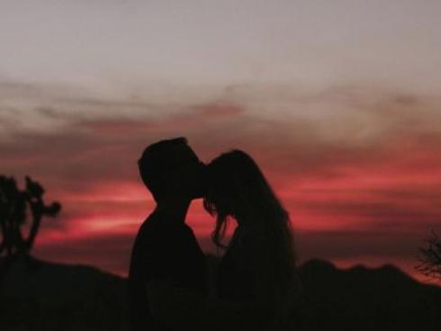 Tôi ngủ với người khác chỉ vì bạn trai kiểm soát quá mức-2