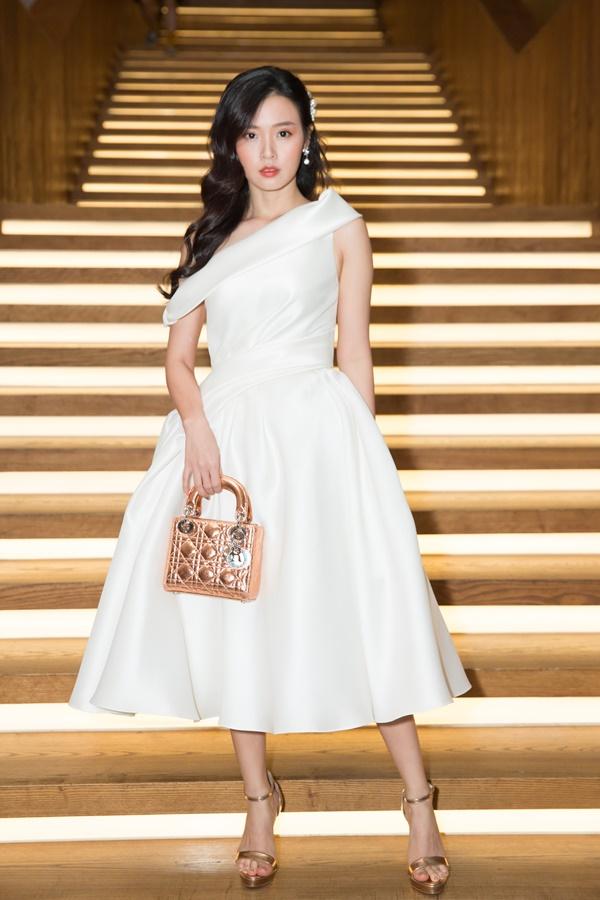 Hoa hậu Đặng Thu Thảo giản dị vẫn chặt đẹp dàn mỹ nhân lên đồ hoành tráng-8