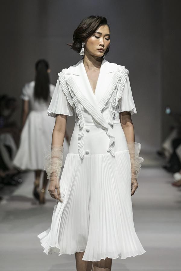 Cặp đôi bách hợp Kỳ Duyên - Minh Triệu khuấy đảo sàn catwalk khi cùng tranh vị trí vedette-19