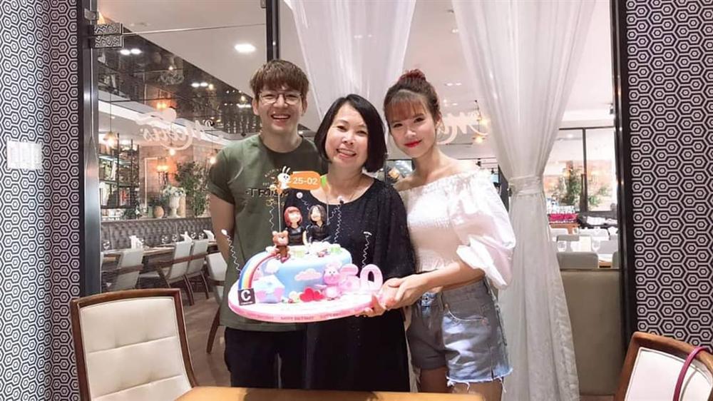 Tiếp tục triết lý tình - tiền nhưng thật may cho Ngọc Trinh khi không bị ném đá dữ dội như xưa-6