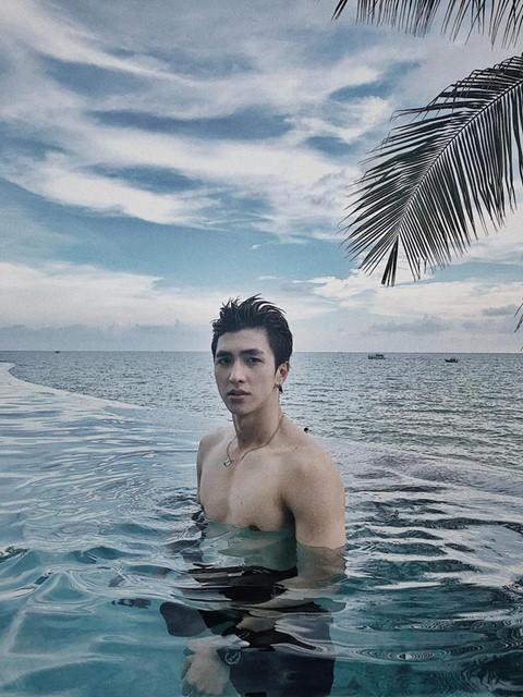 Bình An: Tôi run rẩy đóng cảnh ân ái với nữ đại gia hơn chục tuổi-4