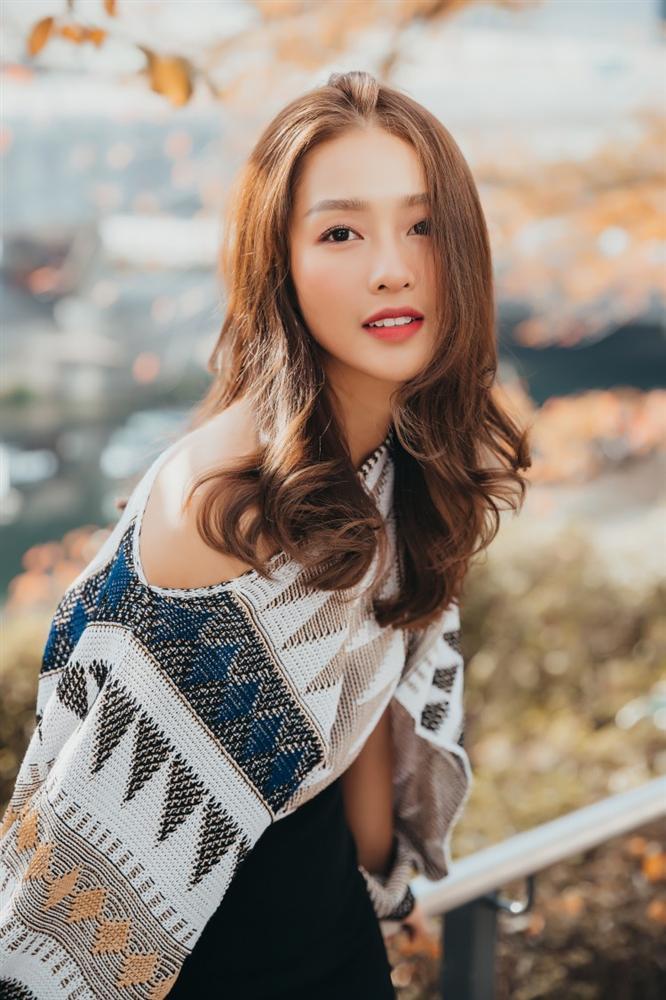 Mỹ nhân Việt bị chê bai diễn xuất: Người đổ lỗi cho đạo diễn, kẻ cầu xin khán giả đừng miệt thị-1