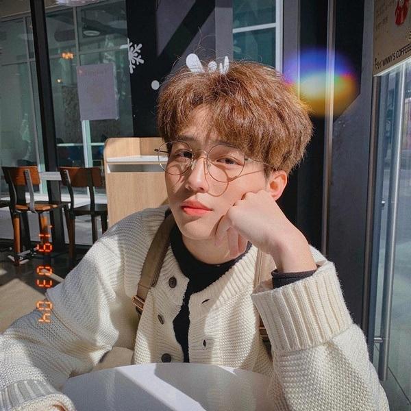 Lộ diện thành viên mới của rich kids Việt: Em ruột Trinh Hoàng, 15 tuổi, đẹp trai như nam thần-2