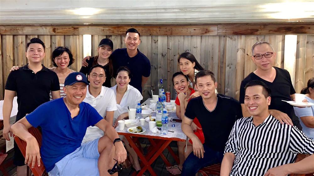 Vợ chồng Tăng Thanh Hà tổ chức tiệc mừng sinh nhật hai con nhưng vẫn quyết giấu mặt-2