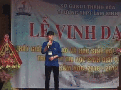 'Cướp trắng' hit của Noo Phước Thịnh, nam sinh Thanh Hóa khiến người nghe nổi da gà vì hát quá hay