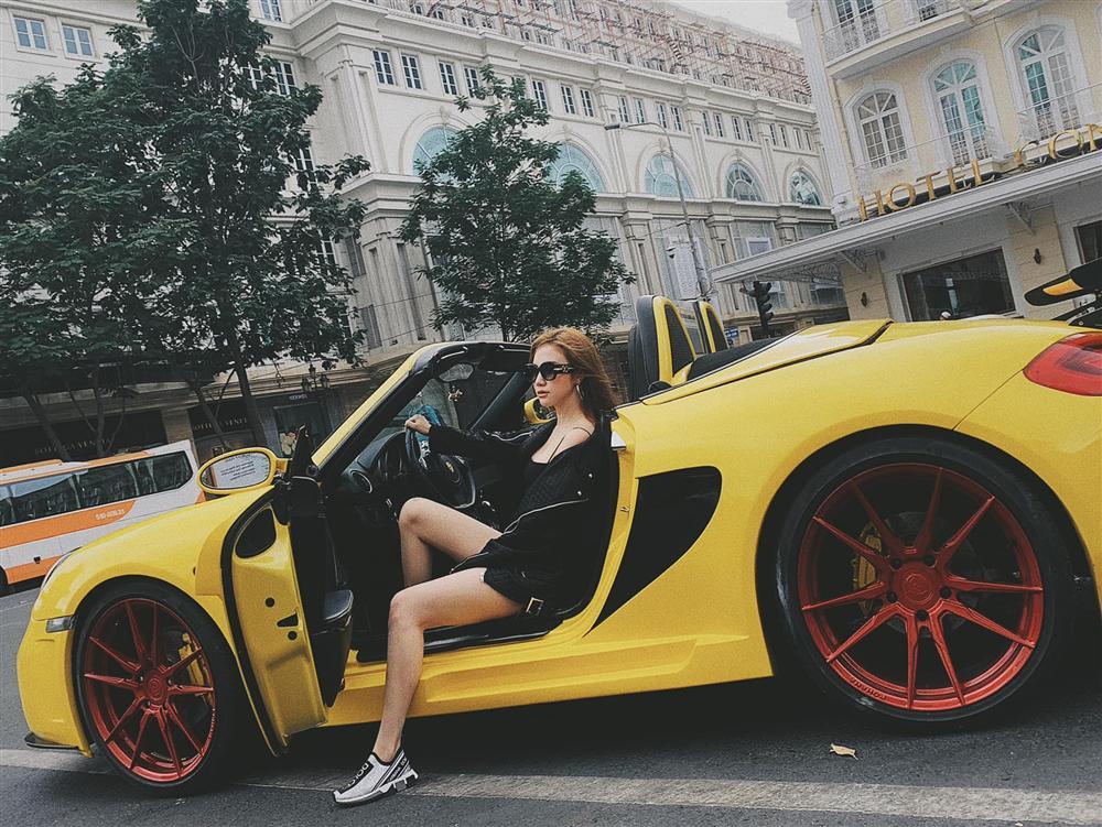 Khẳng định cả năm đã nói dối đủ nhiều, Midu bất ngờ làm điều đặc biệt trong ngày Cá tháng tư-6