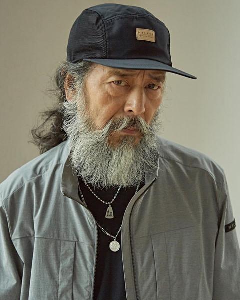 Người mẫu nam 65 tuổi phá đảo làng thời trang Hàn Quốc-3