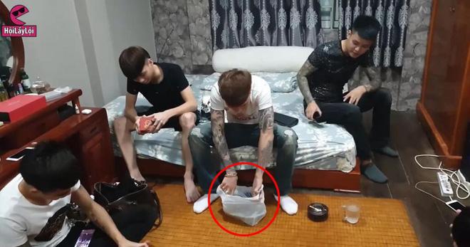 Khá Bảnh dương tính với ma túy, bị công an bắt vì tổ chức đánh bạc-1