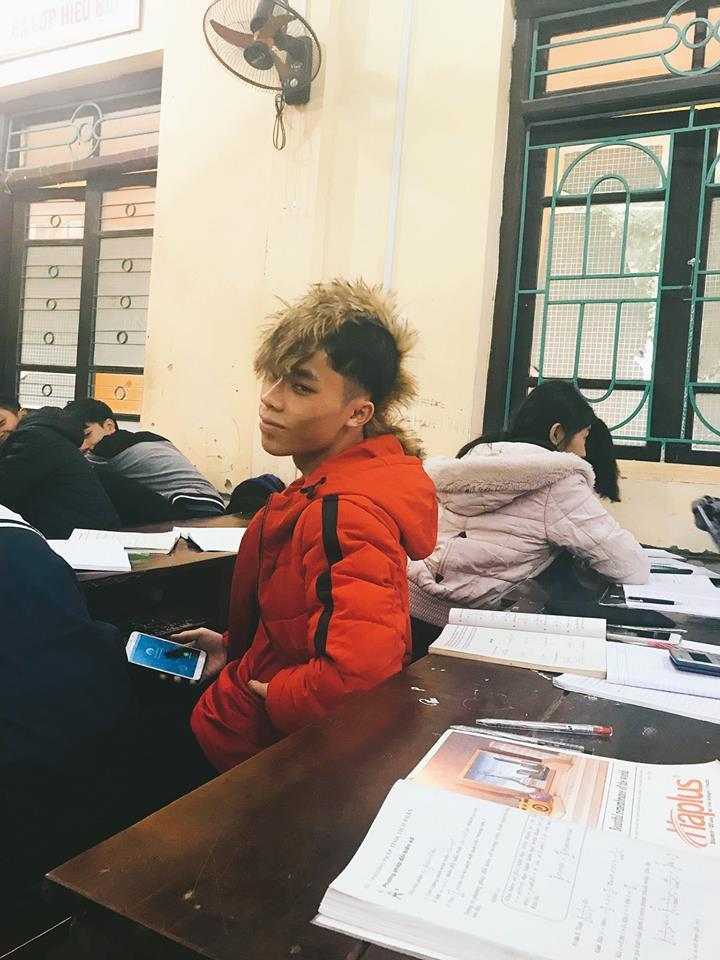 Không thể hiểu nổi vì sao kiểu thời trang quê mùa, mái tóc kỳ dị của Khá Bảnh lại trở thành trend giới trẻ-9