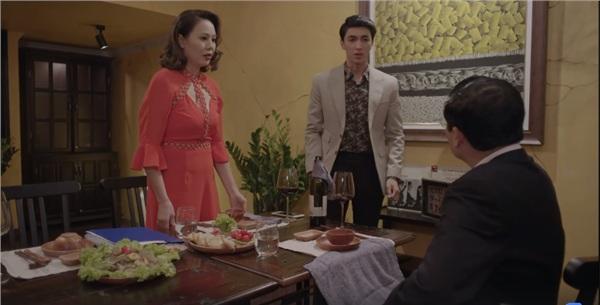 Cặp với nữ đại gia già, Bình An bị mỉa mai: Mỗi lần lên đỉnh được bao nhiêu tiền?-1