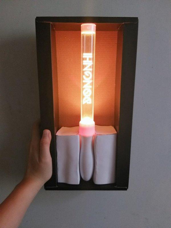 Tội thân Đông Nhi: Tung lightstick với công nghệ xịn sò nhất Vbiz mà fan lại chỉ liên tưởng lệch lạc-2