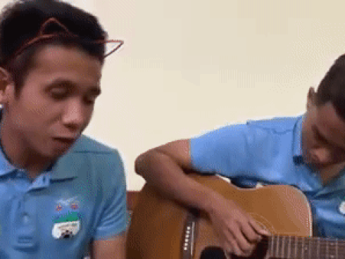 hong-duy.gif?width=150