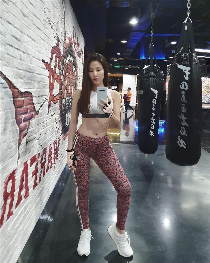 Hoa hậu Mai Phương Thúy thú nhận ghét Hoàng Thùy Linh vì dám xinh đẹp hơn mình-6