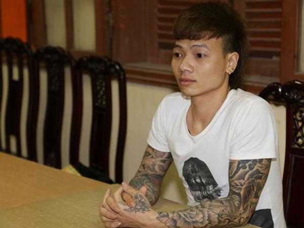 Công an khởi tố Khá Bảnh tội đánh bạc, tổ chức đánh bạc-1