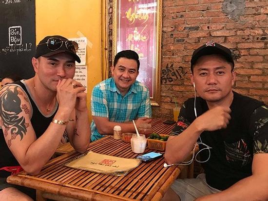 Thời gian gấp gáp, gia đình Anh Vũ ủy quyền ca sĩ Leon Lê nhận thi hài ở Mỹ