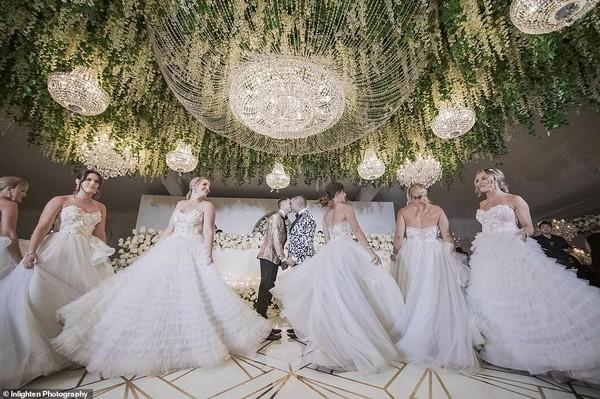 Choáng với siêu đám cưới 23 tỷ toàn kim cương và pha lê của cặp đồng tính nam-1