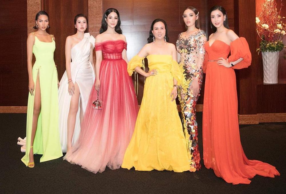 Phượng Chanel mặc váy 100 triệu mà như hàng chợ, Quách Ngọc Ngoan bênh: Váy đẹp, người đẹp thế mà chê-3