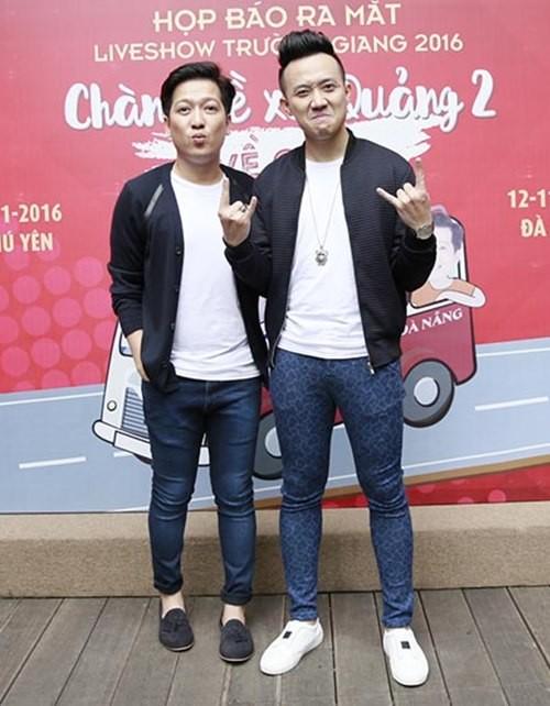 Không chỉ nghiện giày độn gót, MC Trấn Thành còn chăm diện một thứ khiến người đối diện đau mắt-11