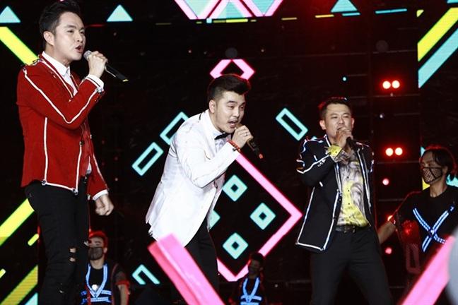 Sau 17 năm tan rã, cuộc sống của những mỹ nam nhóm nhạc 1088 đình đám một thời giờ ra sao?-8