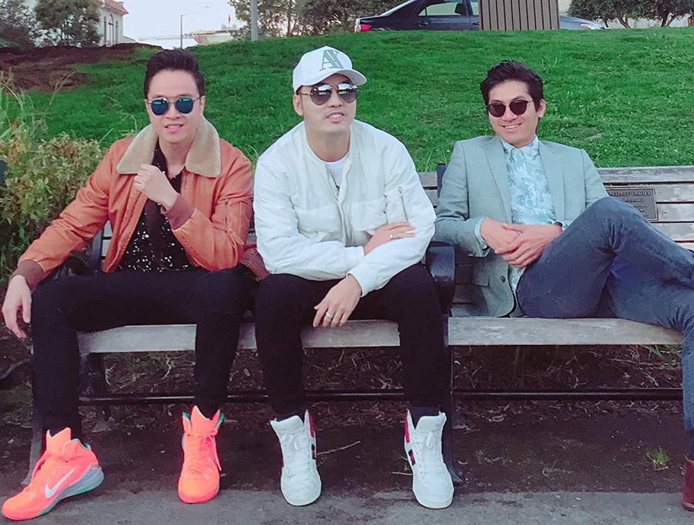 Sau 17 năm tan rã, cuộc sống của những mỹ nam nhóm nhạc 1088 đình đám một thời giờ ra sao?-7