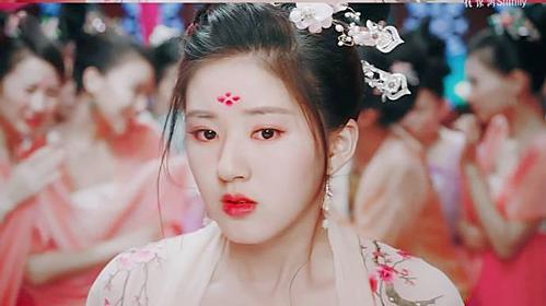 Nhan sắc và khả năng diễn xuất của 7 mỹ nhân Hoa ngữ trong vai cổ trang đầu tay-5