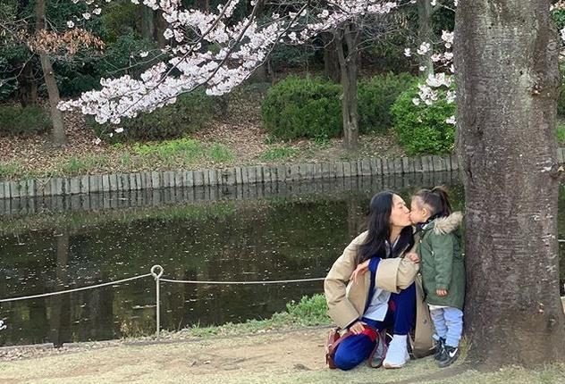 Cuộc sống lặng lẽ của Trần Quán Hy bên vợ siêu mẫu và con gái-2