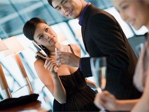 5 điều để đoán định một 'anh chàng ngắn hạn' cho bạn sớm xác định đi tiếp hay dừng lại