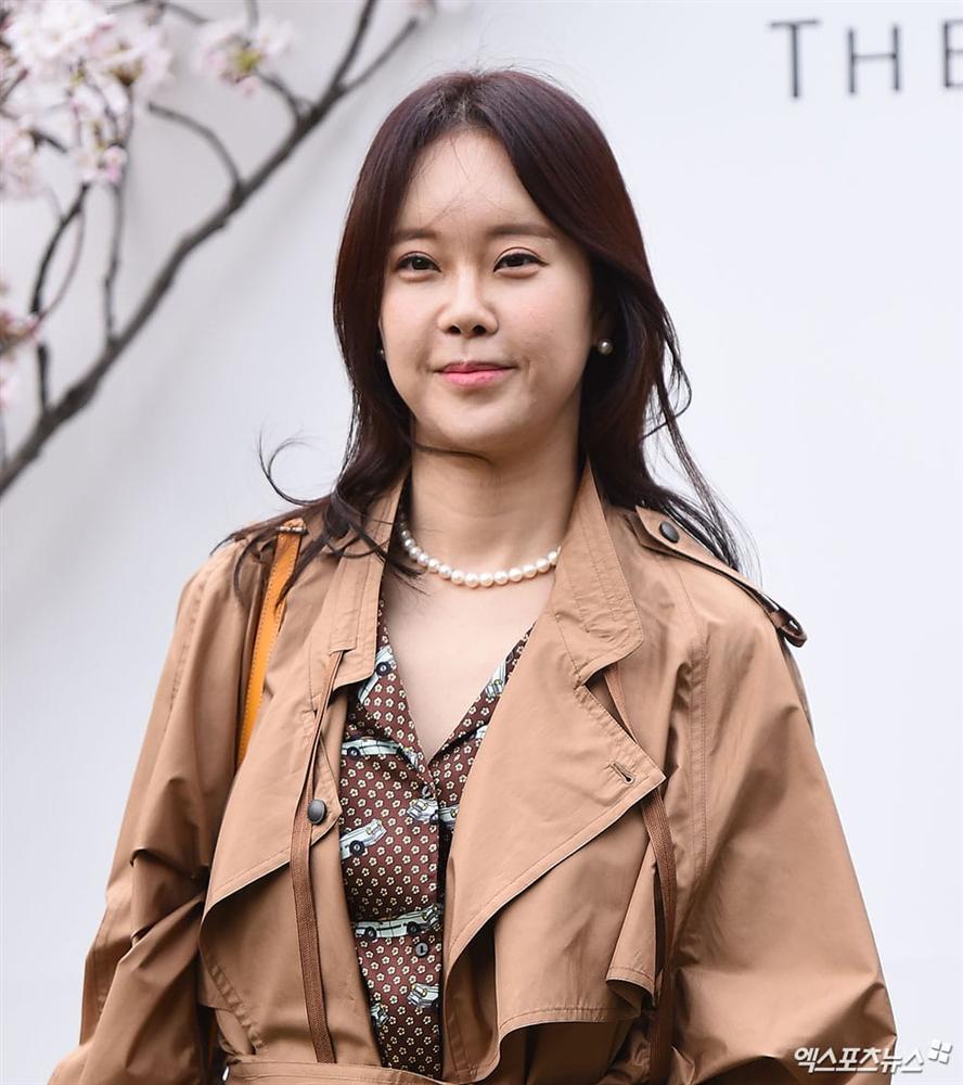 Dàn mỹ nhân đình đám khoe nhan sắc bất phân thắng bại tại hôn lễ của Ảnh hậu xứ Hàn-9