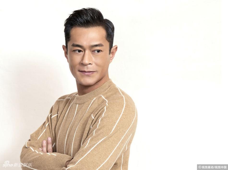 10 ngôi sao có giá trị thương mại cao nhất 2019: Dương Mịch và Địch Lệ Nhiệt Ba cạnh tranh gay gắt nhưng vẫn thua người này-2