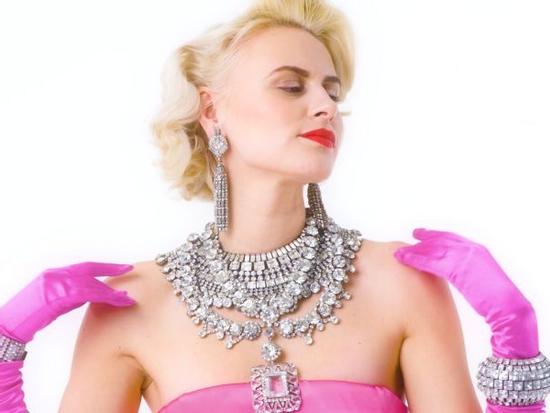 Marilyn Monroe, Elizabeth Taylor và những viên kim cương huyền thoại