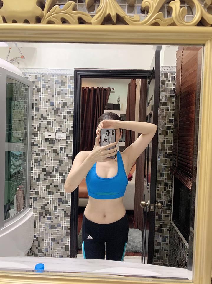 Chạm ngưỡng U40, Lệ Quyên - Hiền Thục khiến gái xuân phải lác mắt vì body quá nuột-6