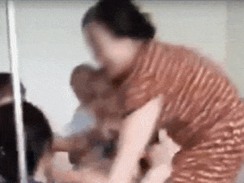 Hỗn chiến ở Hải Dương, 3 thanh niên nhảy từ cầu xuống đất trọng thương-2