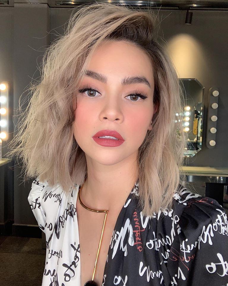 Bất chấp đời tư ồn ào, Phạm Hương sexy khoe dáng nuột nà-2