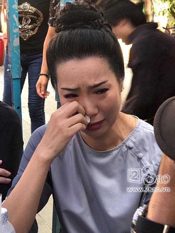 Á hậu Trịnh Kim Chi - Nghệ sĩ Hồng Tơ tiếc thương sự ra đi của Anh Vũ-1