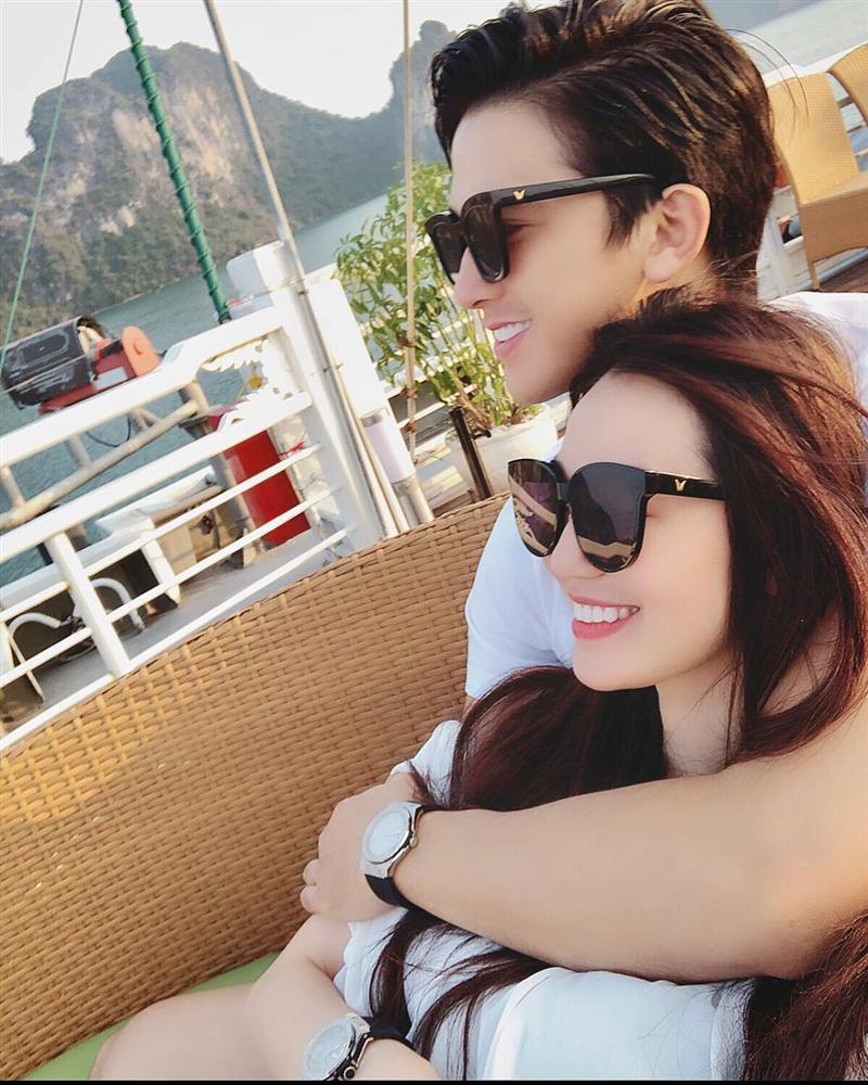 Khánh My liên tiếp công khai hình ảnh khóa môi nồng cháy nam diễn viên vướng ồn ào lộ clip 18+-5