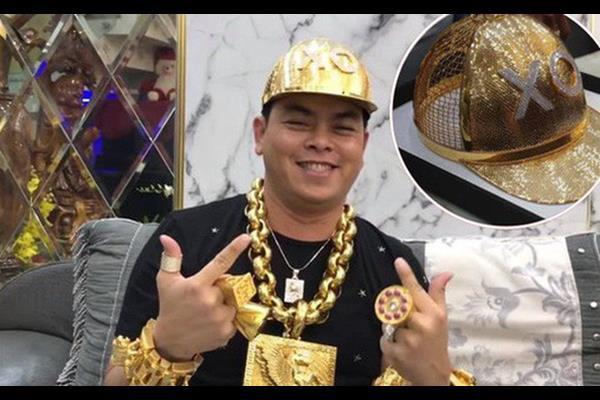 Báo nước ngoài sốc vì chiếc mũ bằng vàng do người Việt chế tác-1