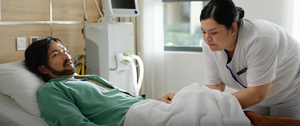 Hoàng Oanh là người đầu tiên Quốc Anh đi tìm khi tỉnh dậy sau 15 năm hôn mê-1