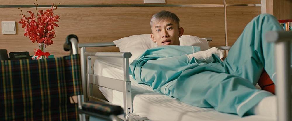 Hoàng Oanh là người đầu tiên Quốc Anh đi tìm khi tỉnh dậy sau 15 năm hôn mê-6