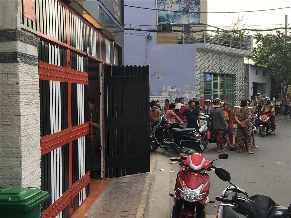 Nóng: Công an đang khám xét nơi ở của Phúc XO tại Sài Gòn-4