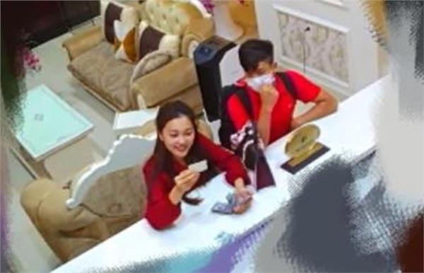 Đăng ảnh cô gái quen quen lên trang cá nhân, Văn Đức xóa ngay lập tức nhưng vẫn bị lộ người ấy là ai-10