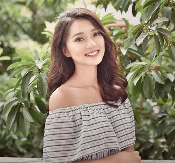 Đăng ảnh cô gái quen quen lên trang cá nhân, Văn Đức xóa ngay lập tức nhưng vẫn bị lộ người ấy là ai-5