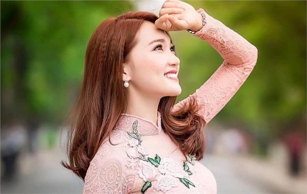 Đăng ảnh cô gái quen quen lên trang cá nhân, Văn Đức xóa ngay lập tức nhưng vẫn bị lộ người ấy là ai-7