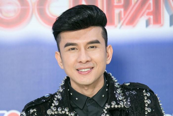 Đan Trường khiến fan bức xúc vì biến kiểu tóc bổ luống huyền thoại thành... củ hành cuốn lô-13